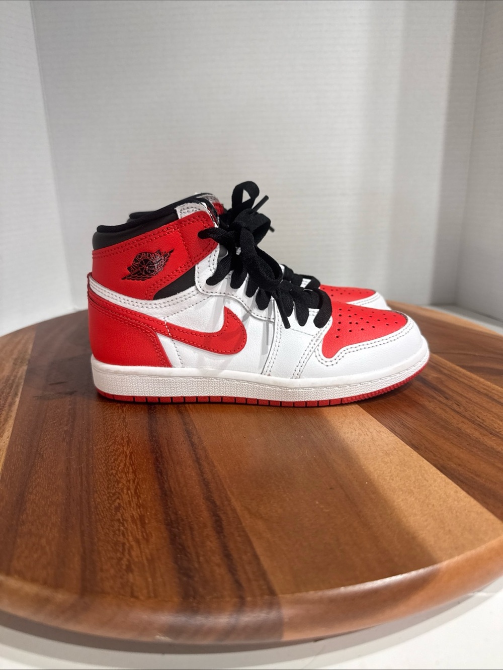 Nike Air Jordan 1 High White Red Black